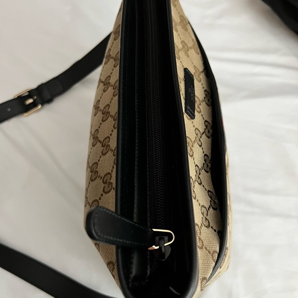 Gucci WEB SUPREME POCKET MESSENGER - Picture 10 of 16